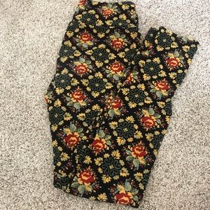 Black, red, and yellow Lularoe leggings